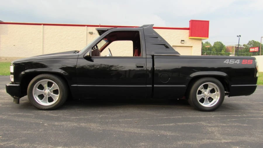 1990 Chevrolet C/K 4th Gen - Image 2 of 12