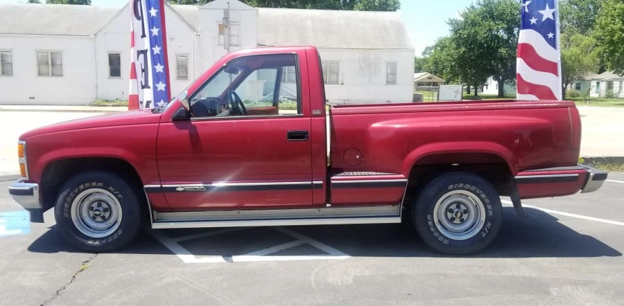 1990 Chevrolet C/K 4th Gen - Image 2 of 9