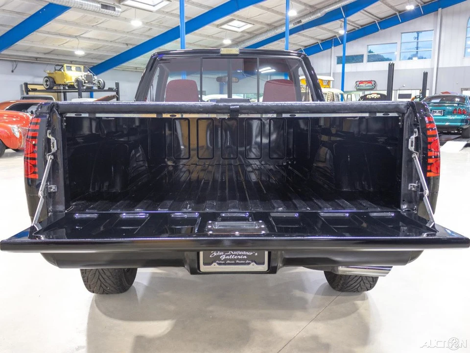 1990 Chevrolet 454 SS - Image 16 of 24