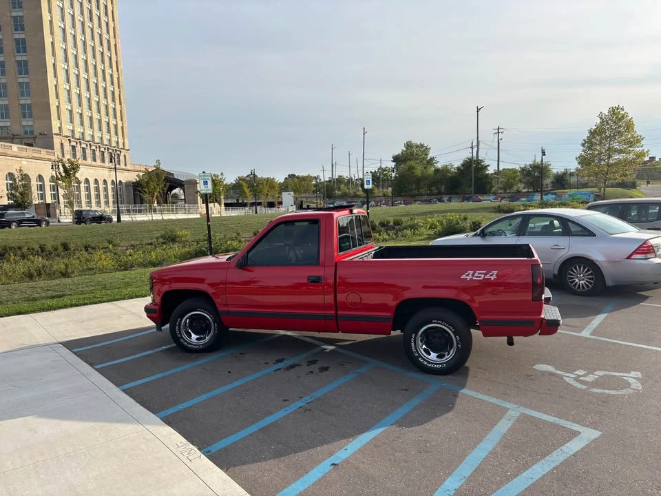 1990 Chevrolet 454 SS - Image 7 of 8