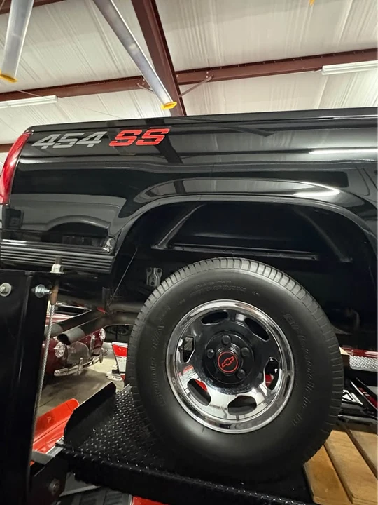 1990 Chevrolet 454 SS - Image 2 of 10