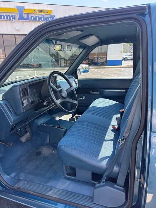 1990 Chevrolet C/K 4th Gen - Image 8 of 10