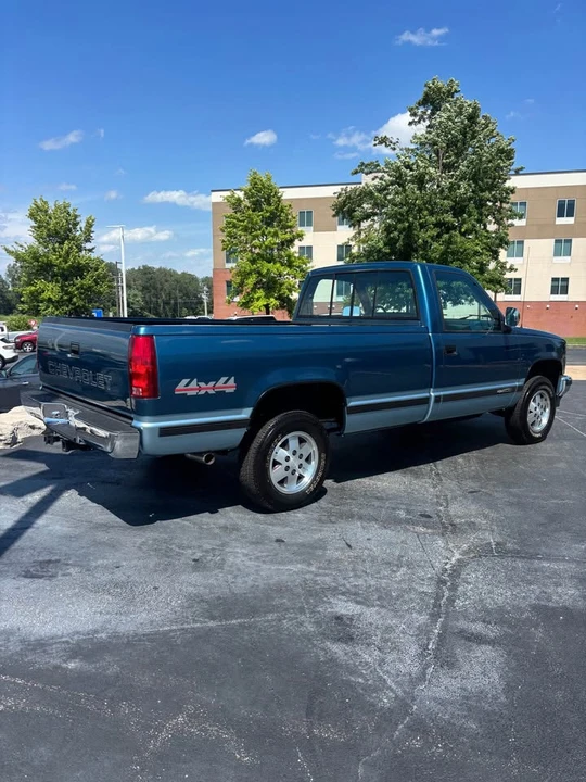 1990 Chevrolet C/K 4th Gen - Image 2 of 10