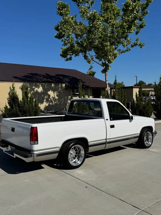 1990 Chevrolet C/K 4th Gen - Image 2 of 15
