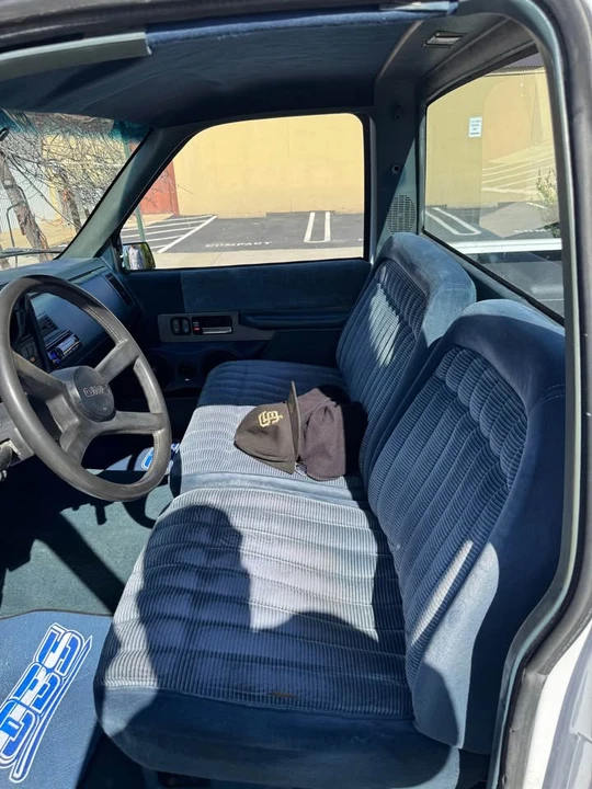1990 Chevrolet C/K 4th Gen - Image 10 of 15