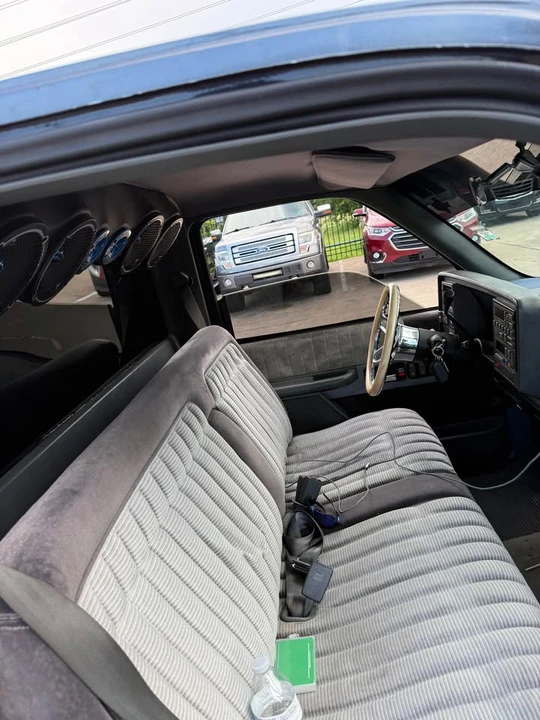 1990 Chevrolet C/K 4th Gen - Image 4 of 4