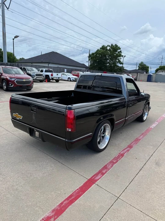 1990 Chevrolet C/K 4th Gen - Image 3 of 4