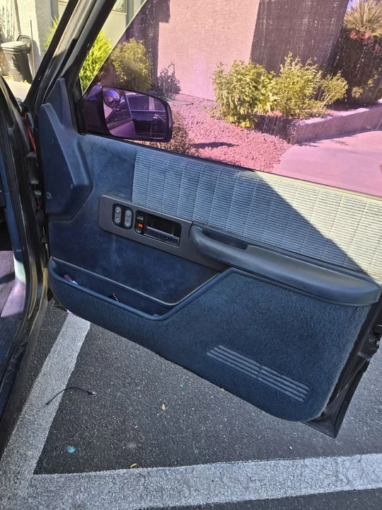 1990 Chevrolet C/K 4th Gen - Image 7 of 12