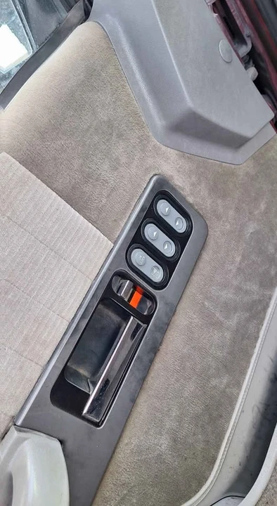 1990 Chevrolet C/K 4th Gen - Image 3 of 10