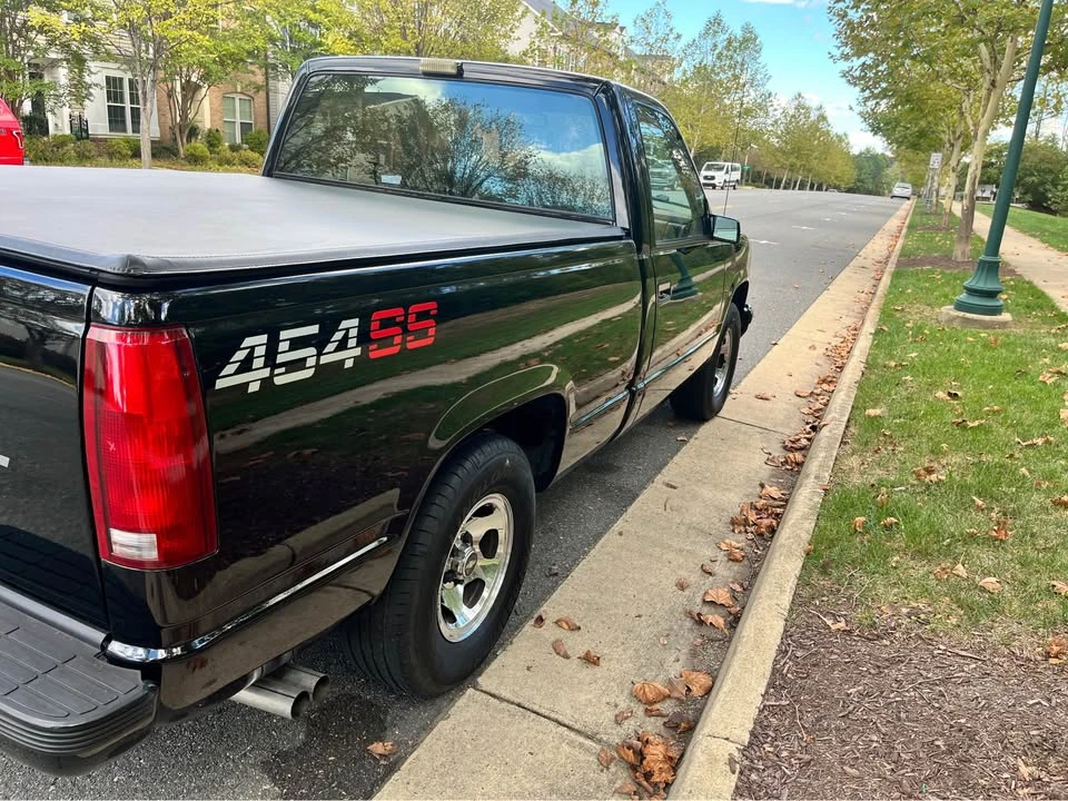 1990 Chevrolet 454 SS - Image 5 of 10