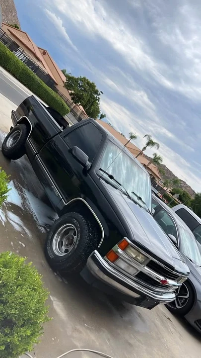 1990 Chevrolet C/K 4th Gen - Image 3 of 5