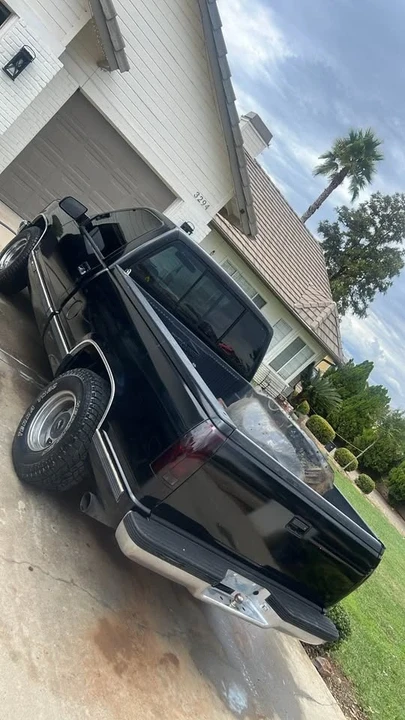 1990 Chevrolet C/K 4th Gen - Image 2 of 5