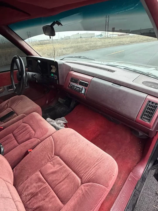 1990 Chevrolet C/K 4th Gen - Image 9 of 10
