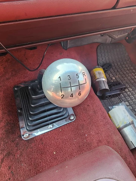 1990 Chevrolet C/K 4th Gen - Image 4 of 12