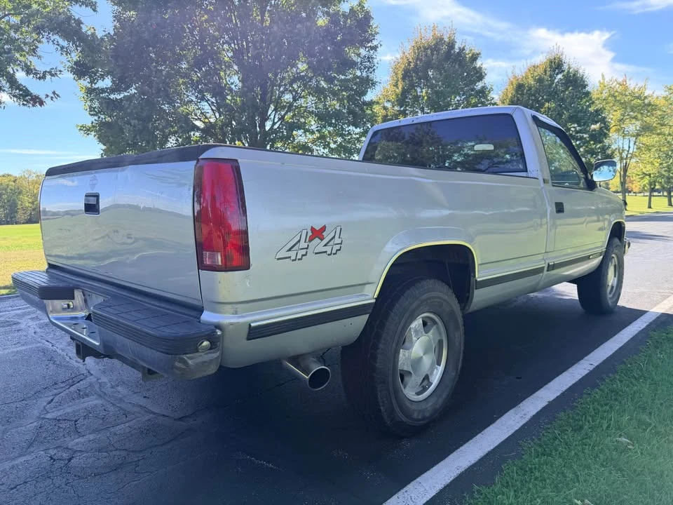 1990 Chevrolet C/K 4th Gen - Image 6 of 10