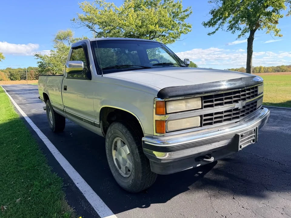 1990 Chevrolet C/K 4th Gen - Image 2 of 10