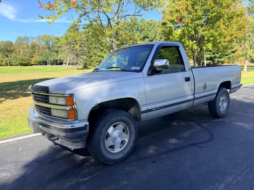 1990 Chevrolet C/K 4th Gen - Image 3 of 10