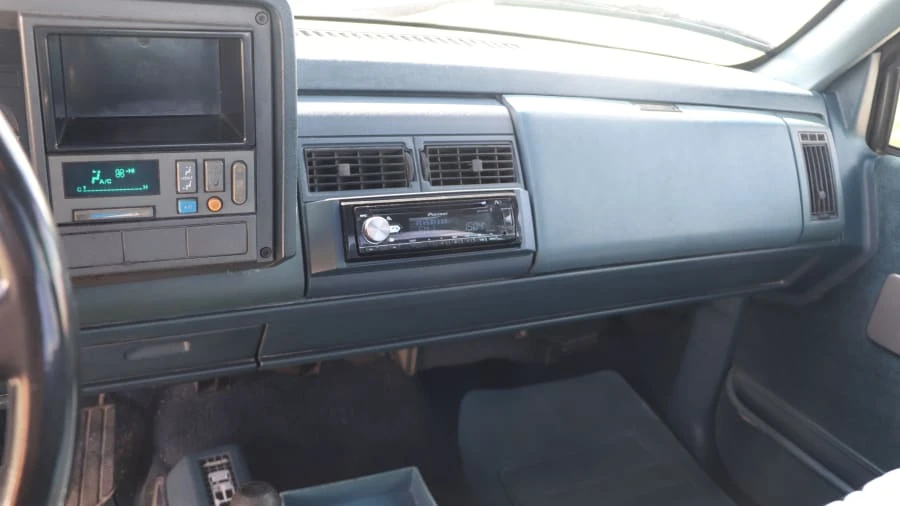 1990 Chevrolet C/K 4th Gen - Image 8 of 18