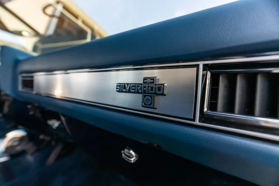 1990 Chevrolet C/K 4th Gen - Image 21 of 31
