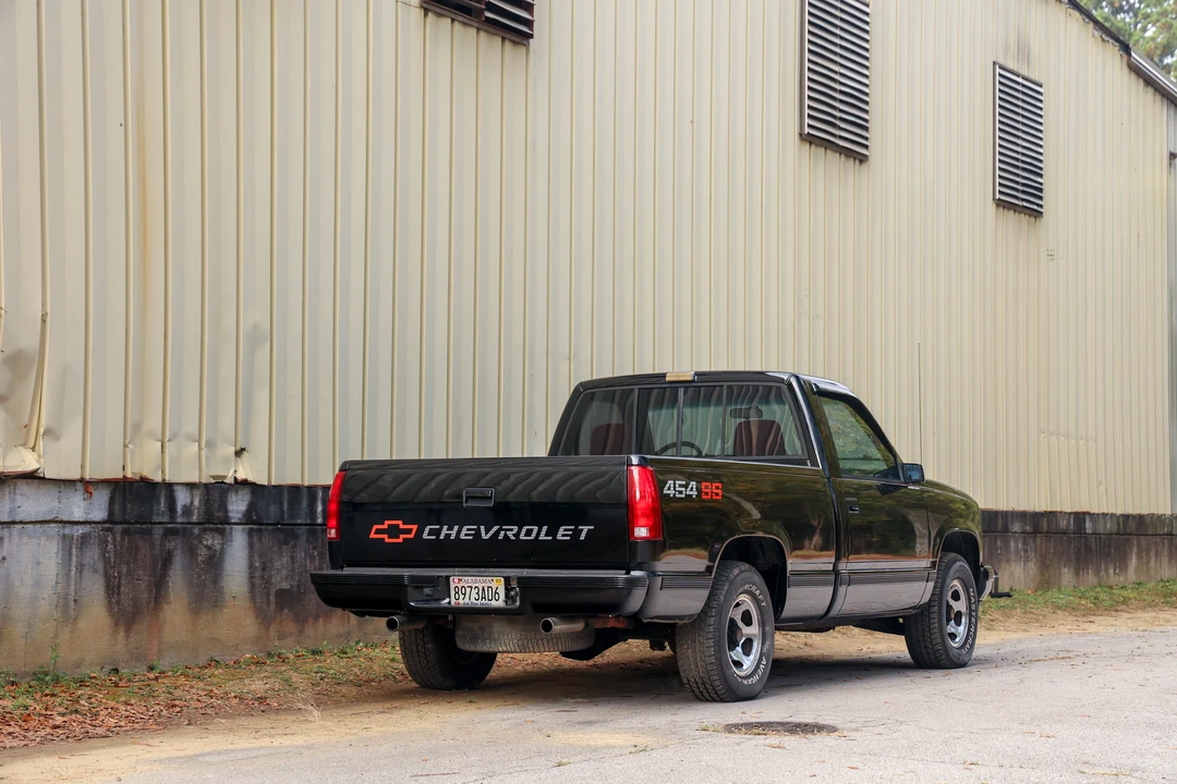 1990 Chevrolet 454 SS - Image 8 of 31