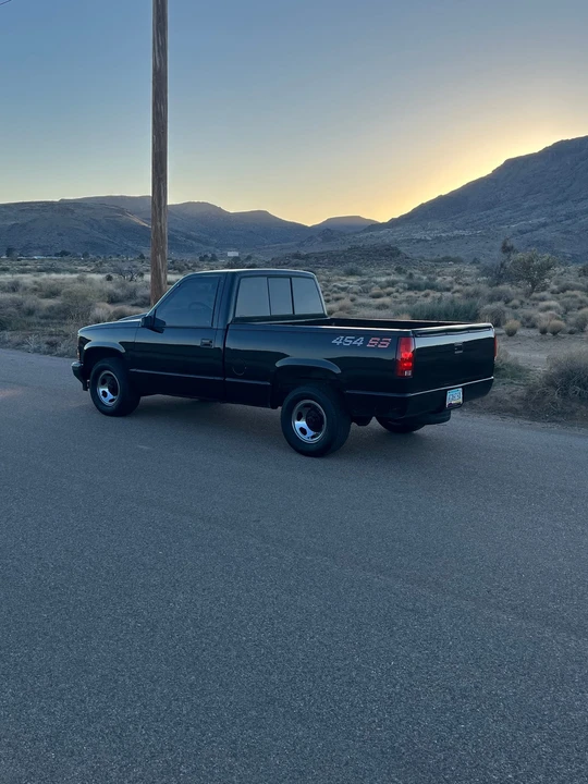 1990 Chevrolet 454 SS - Image 5 of 31