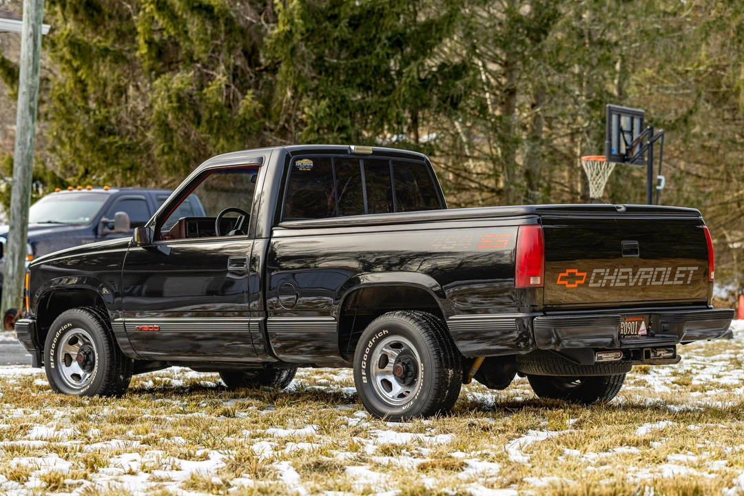 1990 Chevrolet 454 SS - Image 4 of 31