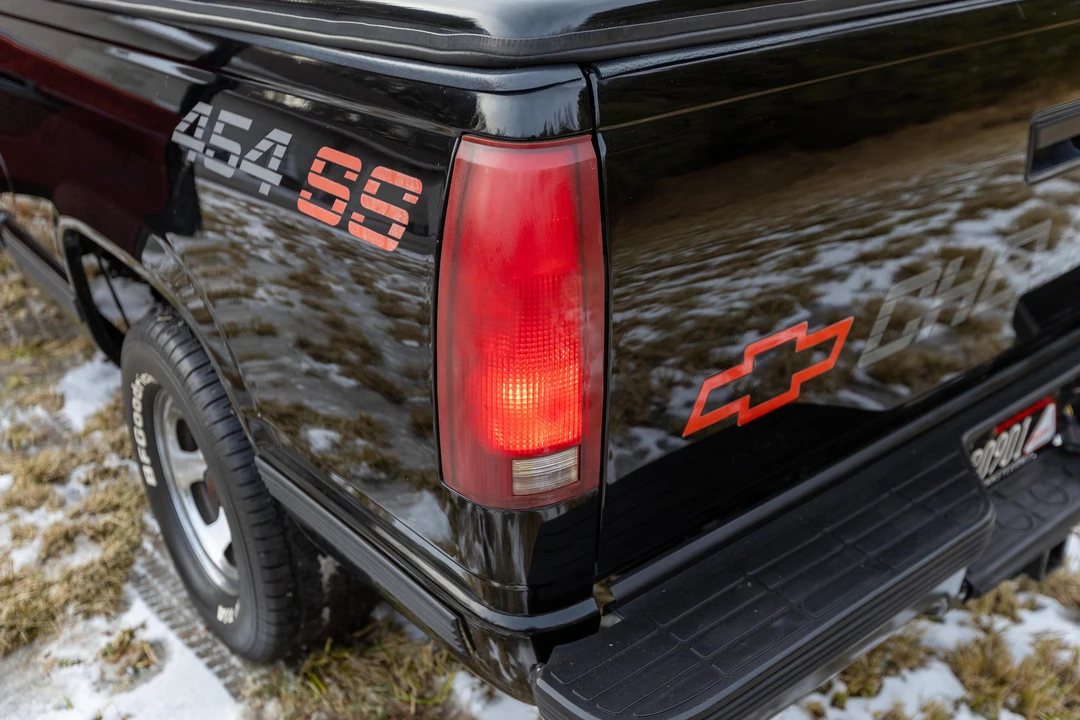 1990 Chevrolet 454 SS - Image 29 of 31