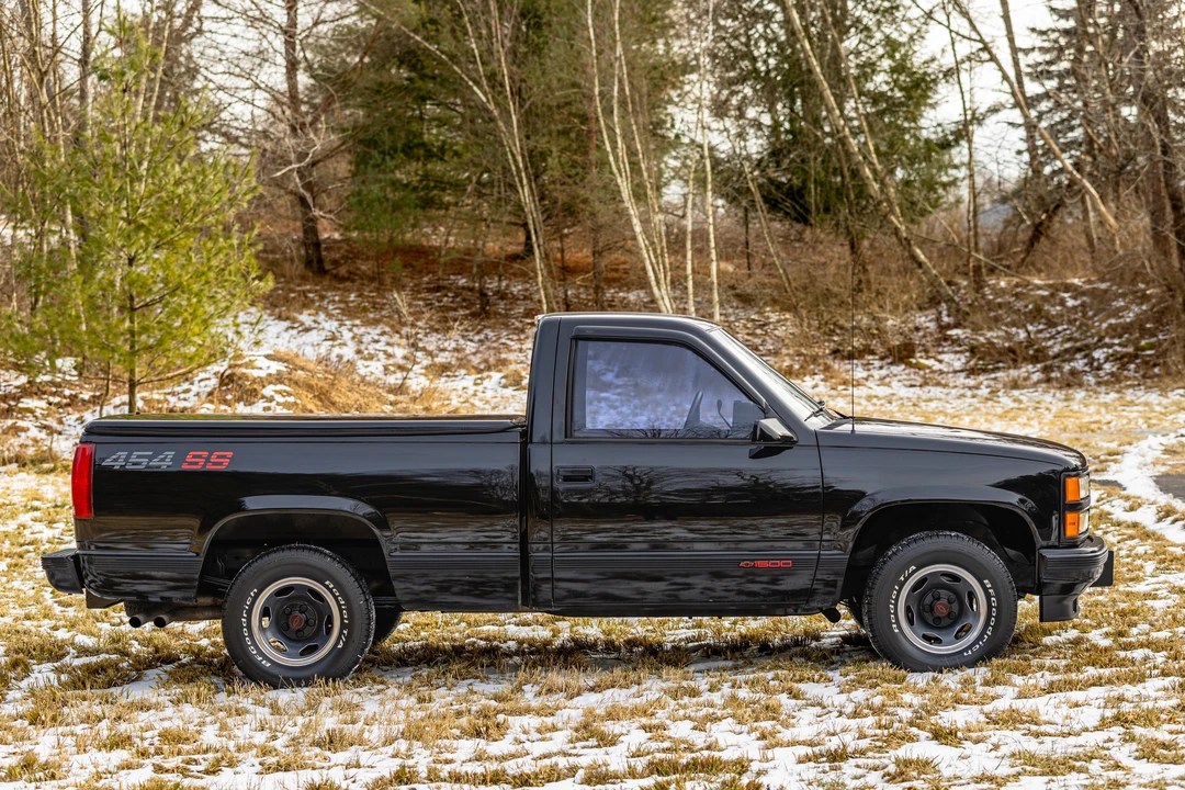 1990 Chevrolet 454 SS - Image 10 of 31