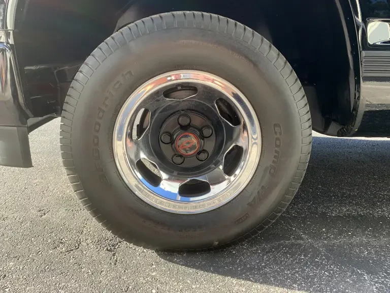 1990 Chevrolet 454 SS - Image 24 of 31