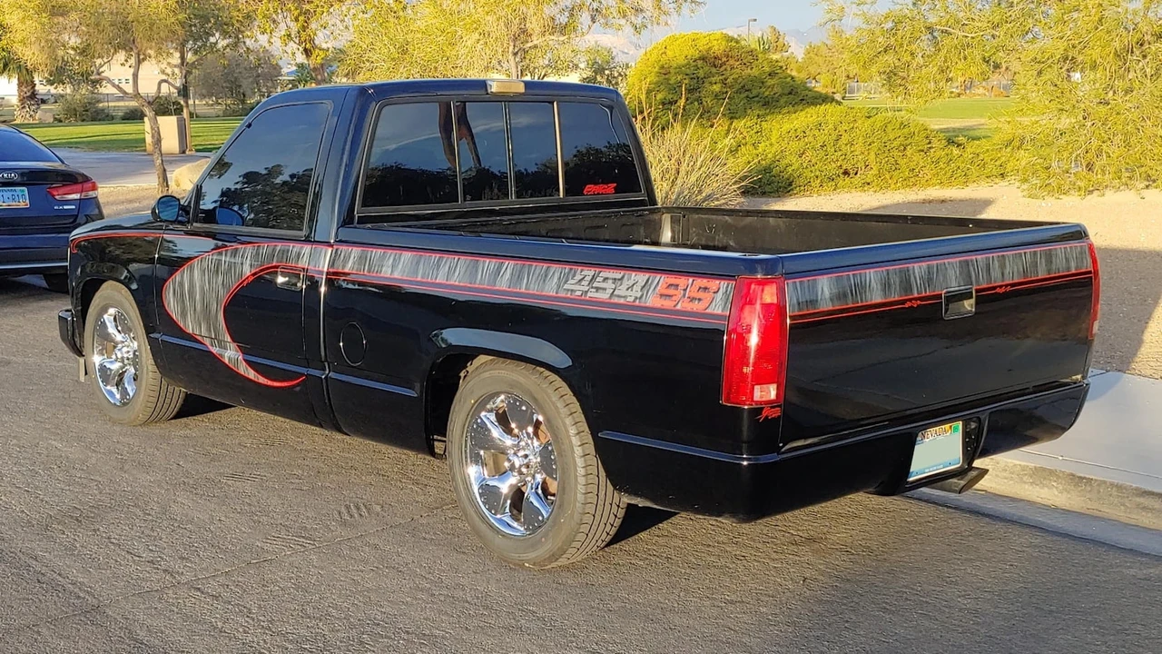 1990 Chevrolet 454 SS - Image 2 of 10
