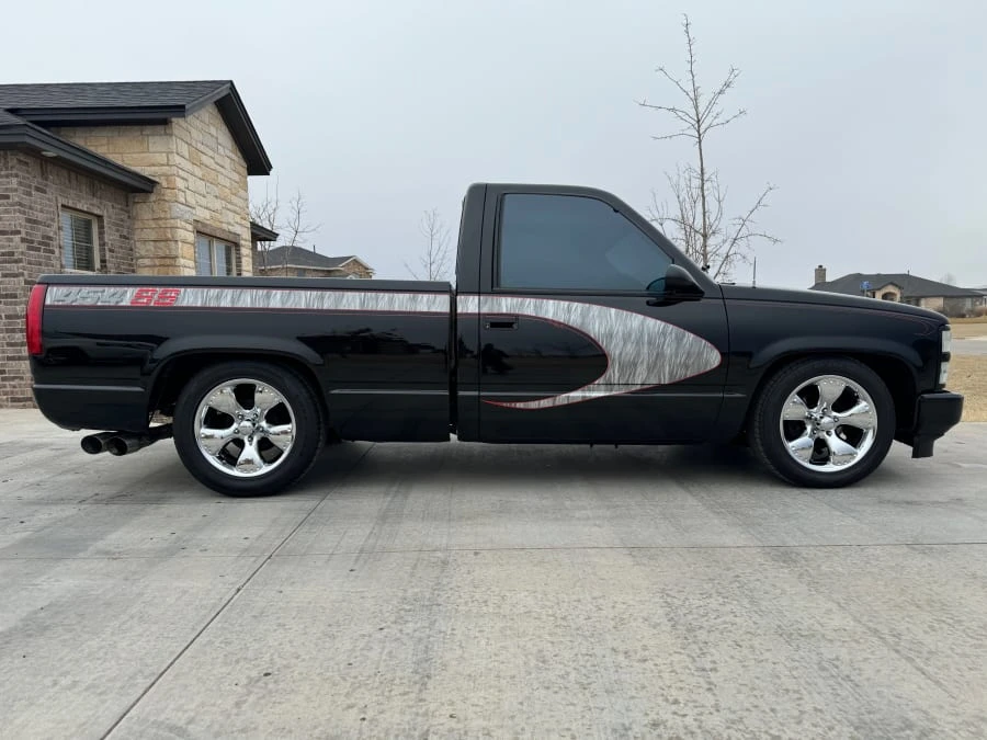 1990 Chevrolet 454 SS - Image 2 of 21
