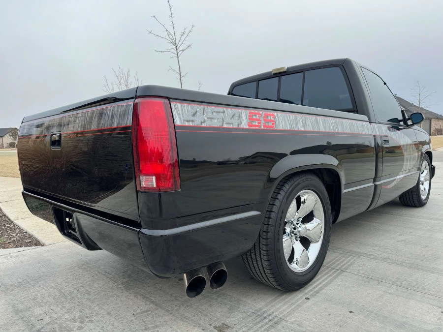 1990 Chevrolet 454 SS - Image 3 of 21