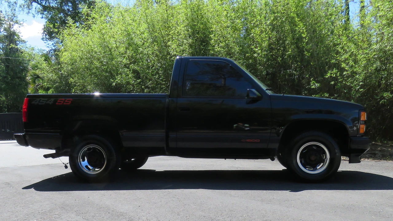 1990 Chevrolet 454 SS - Image 2 of 17