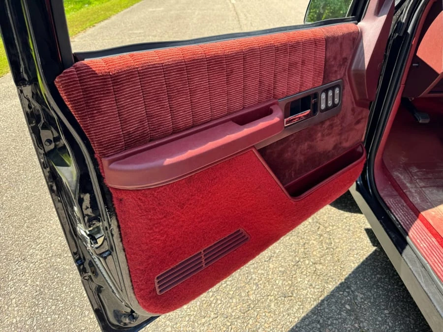 1990 Chevrolet 454 SS - Image 20 of 30