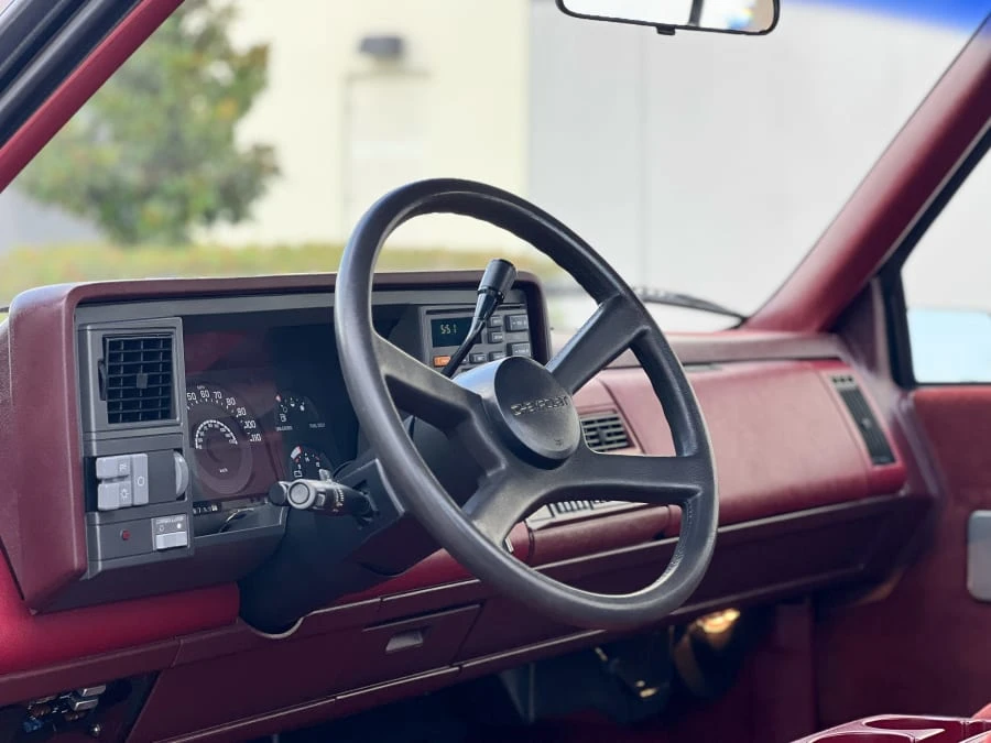 1990 Chevrolet 454 SS - Image 28 of 31