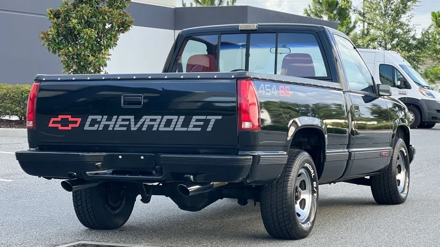 1990 Chevrolet 454 SS - Image 3 of 31
