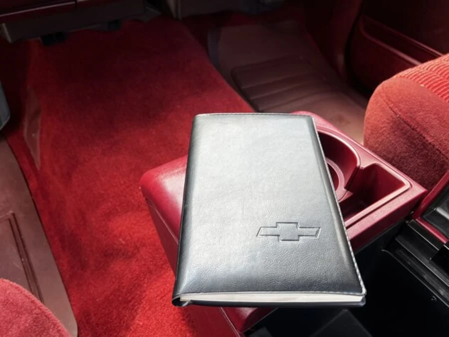 1990 Chevrolet 454 SS - Image 28 of 31