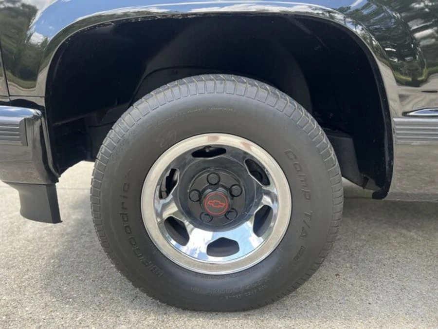 1990 Chevrolet 454 SS - Image 19 of 31