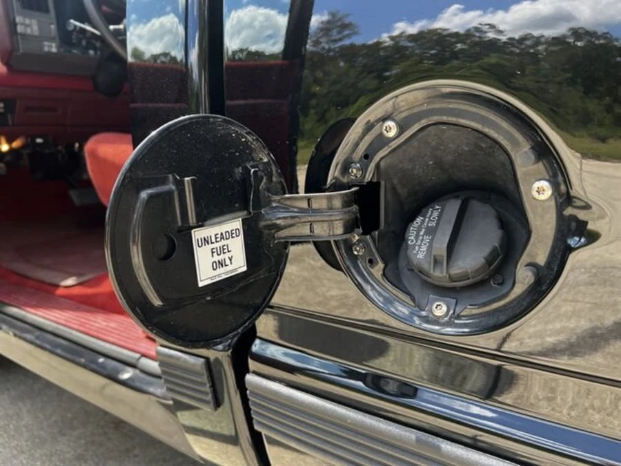 1990 Chevrolet 454 SS - Image 21 of 31