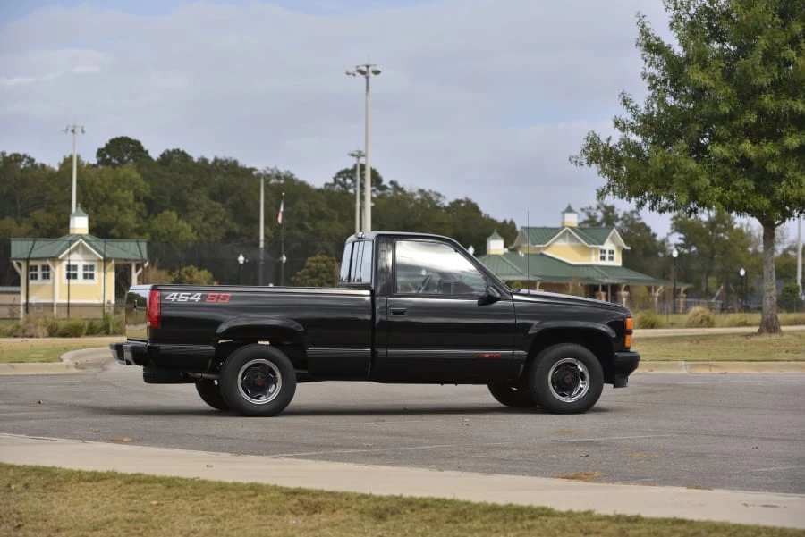 1990 Chevrolet 454 SS - Image 2 of 30