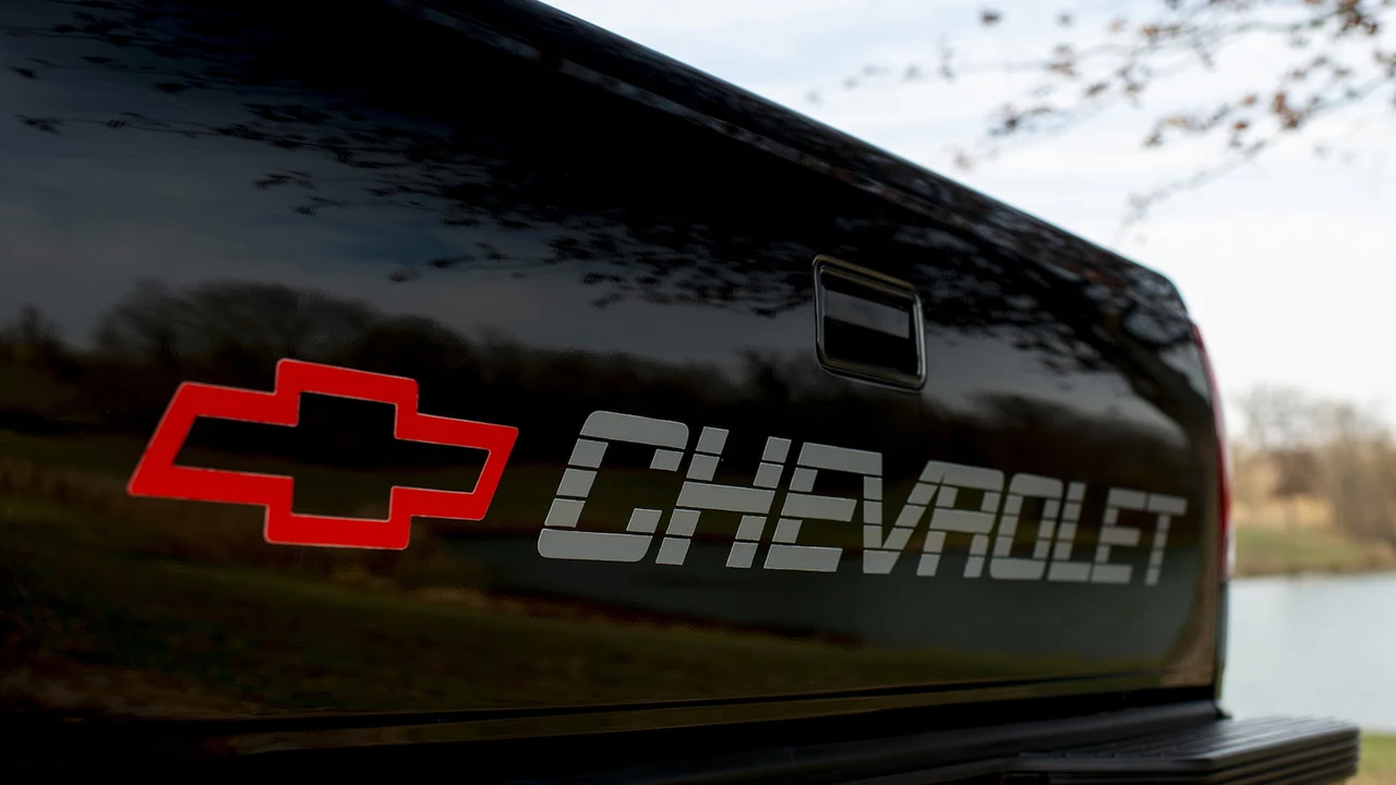 1990 Chevrolet 454 SS - Image 17 of 22