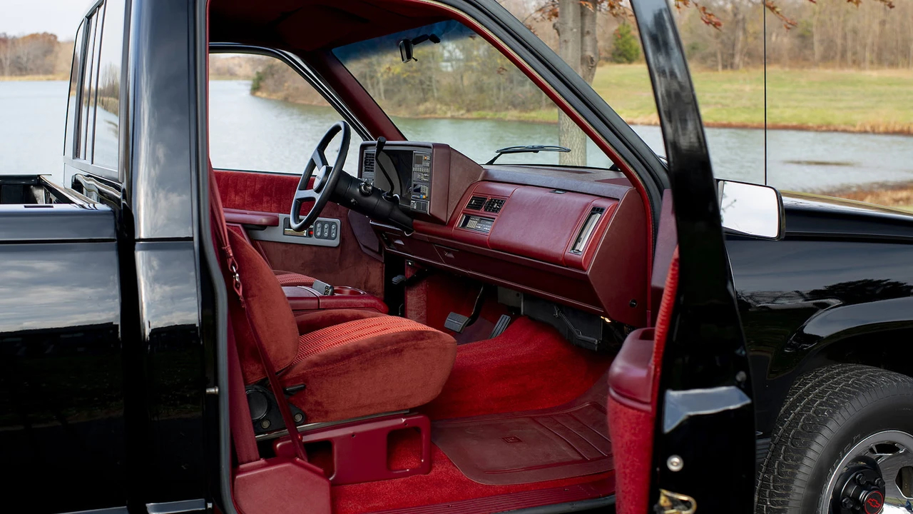 1990 Chevrolet 454 SS - Image 5 of 22