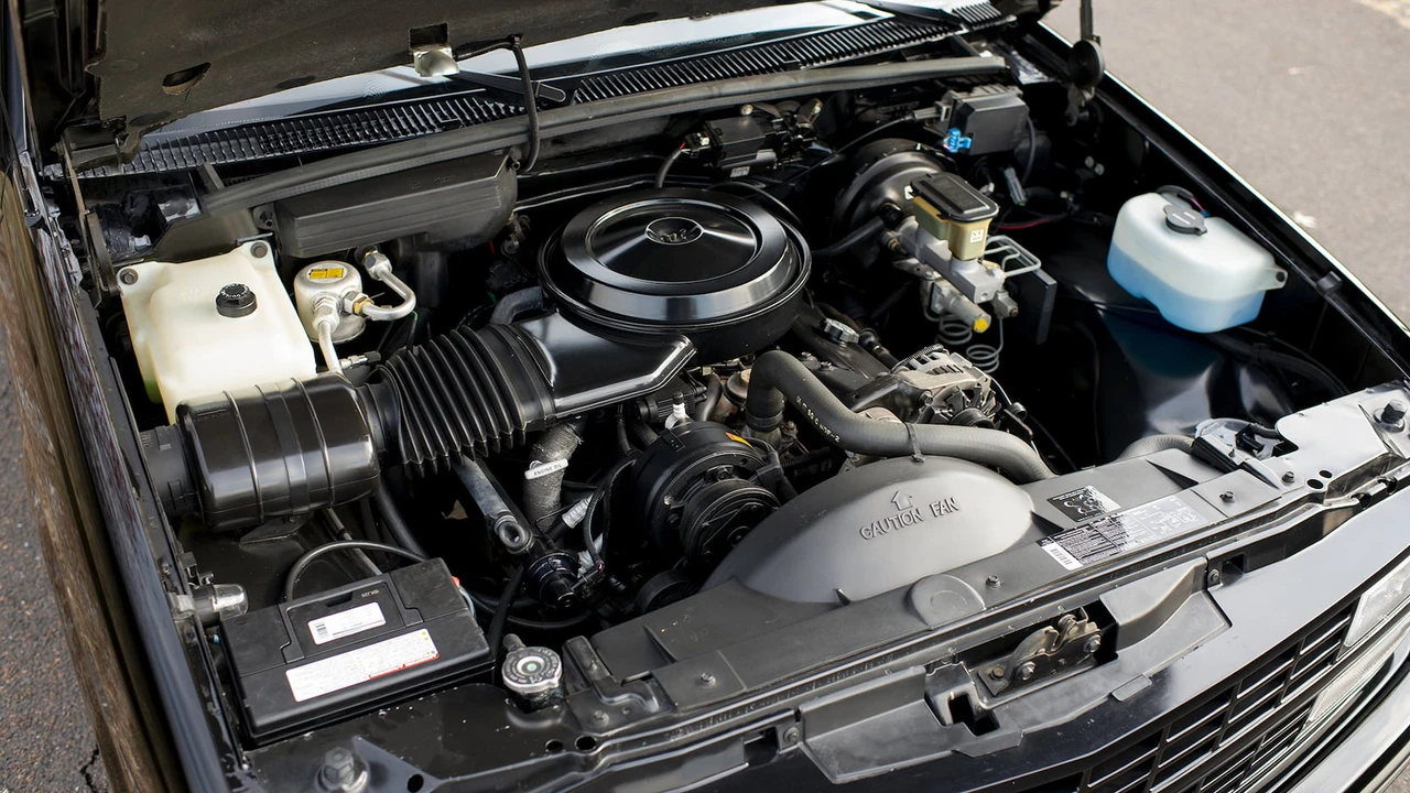 1990 Chevrolet 454 SS - Image 7 of 22