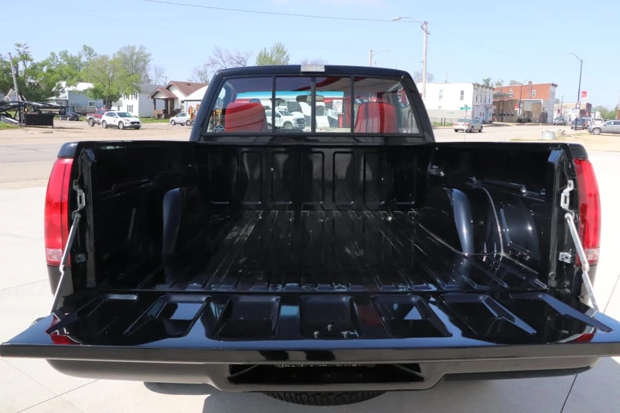 1990 Chevrolet 454 SS - Image 9 of 16