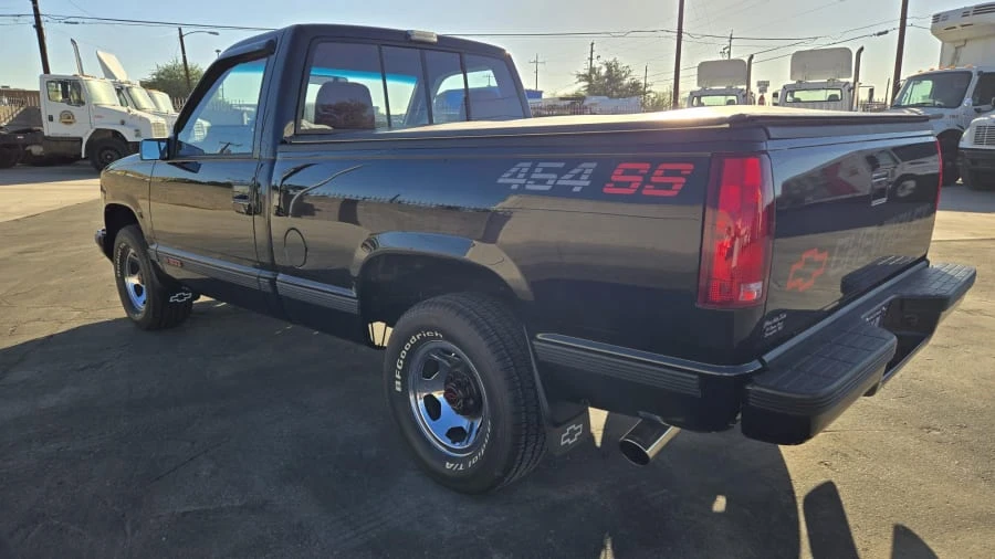1990 Chevrolet 454 SS - Image 3 of 19
