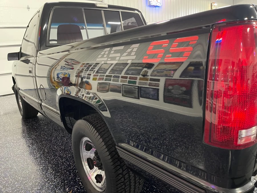 1990 Chevrolet 454 SS - Image 4 of 15