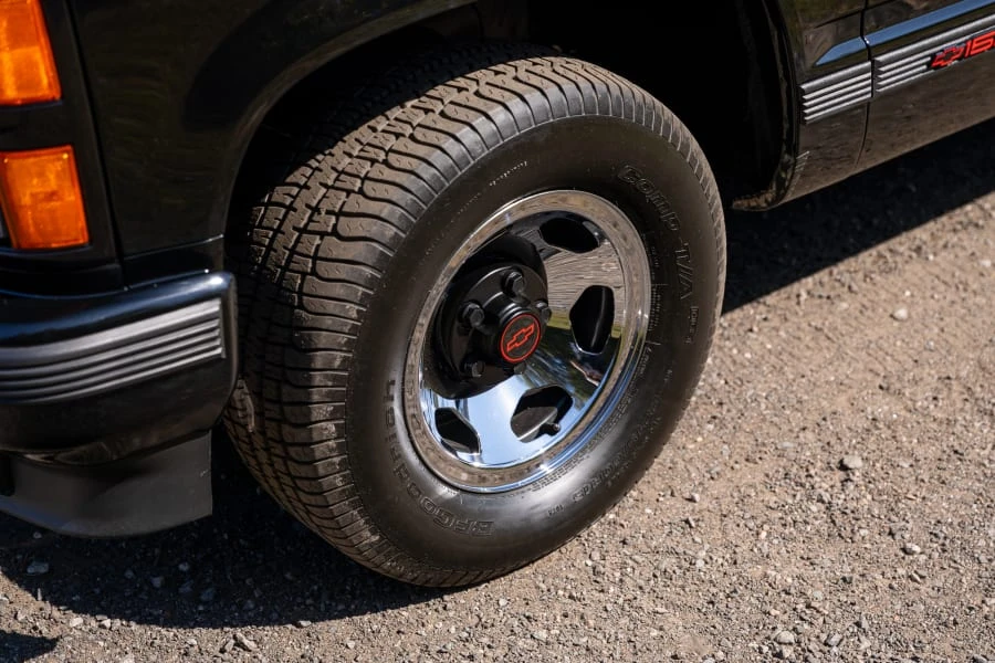 1990 Chevrolet 454 SS - Image 10 of 31