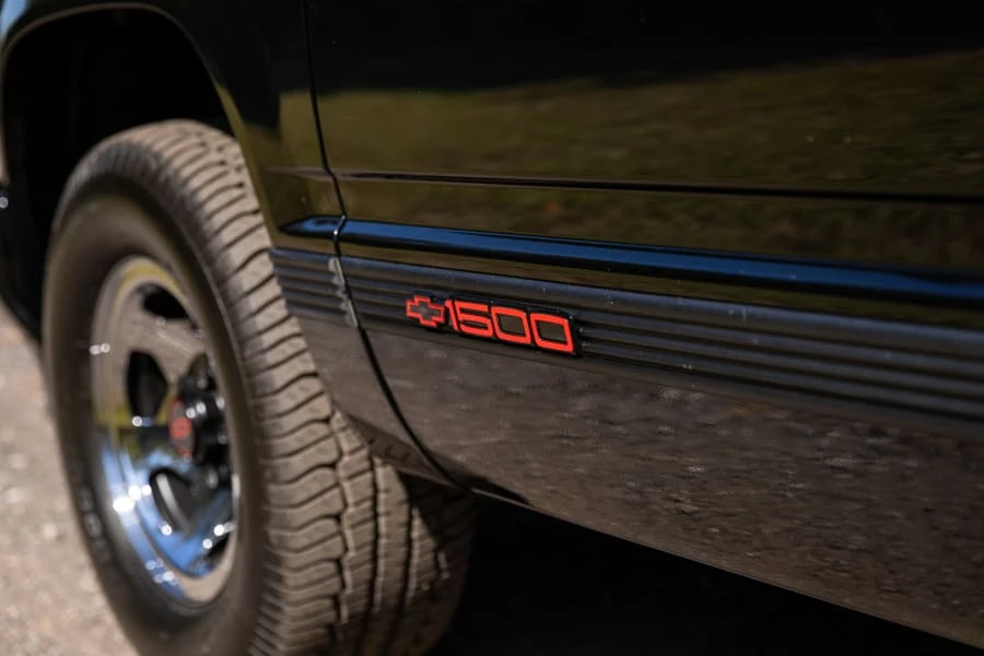 1990 Chevrolet 454 SS - Image 13 of 31