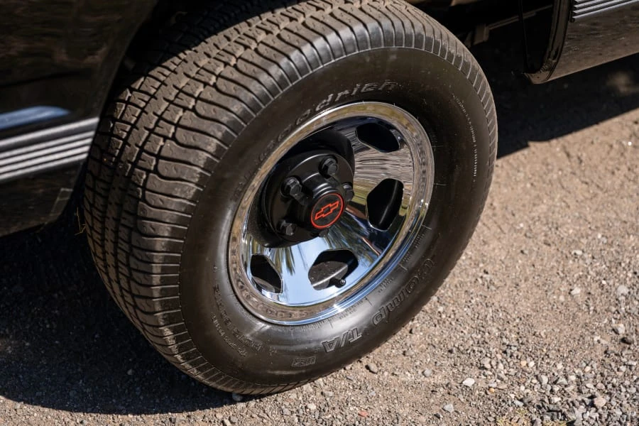 1990 Chevrolet 454 SS - Image 16 of 31