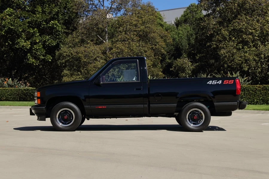 1990 Chevrolet 454 SS - Image 2 of 31